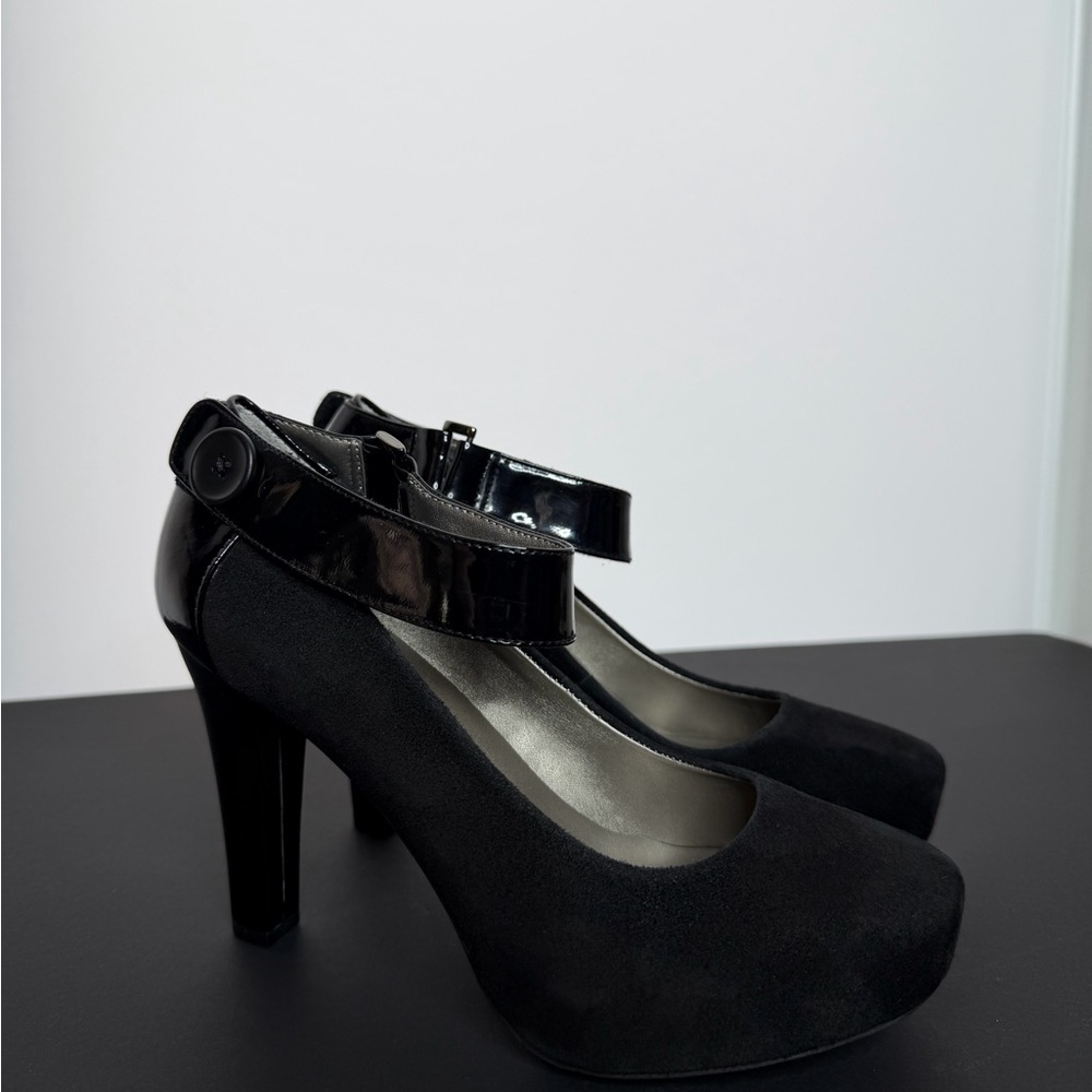 Elegant Black Patent Leather Heels with Ankle Strap
